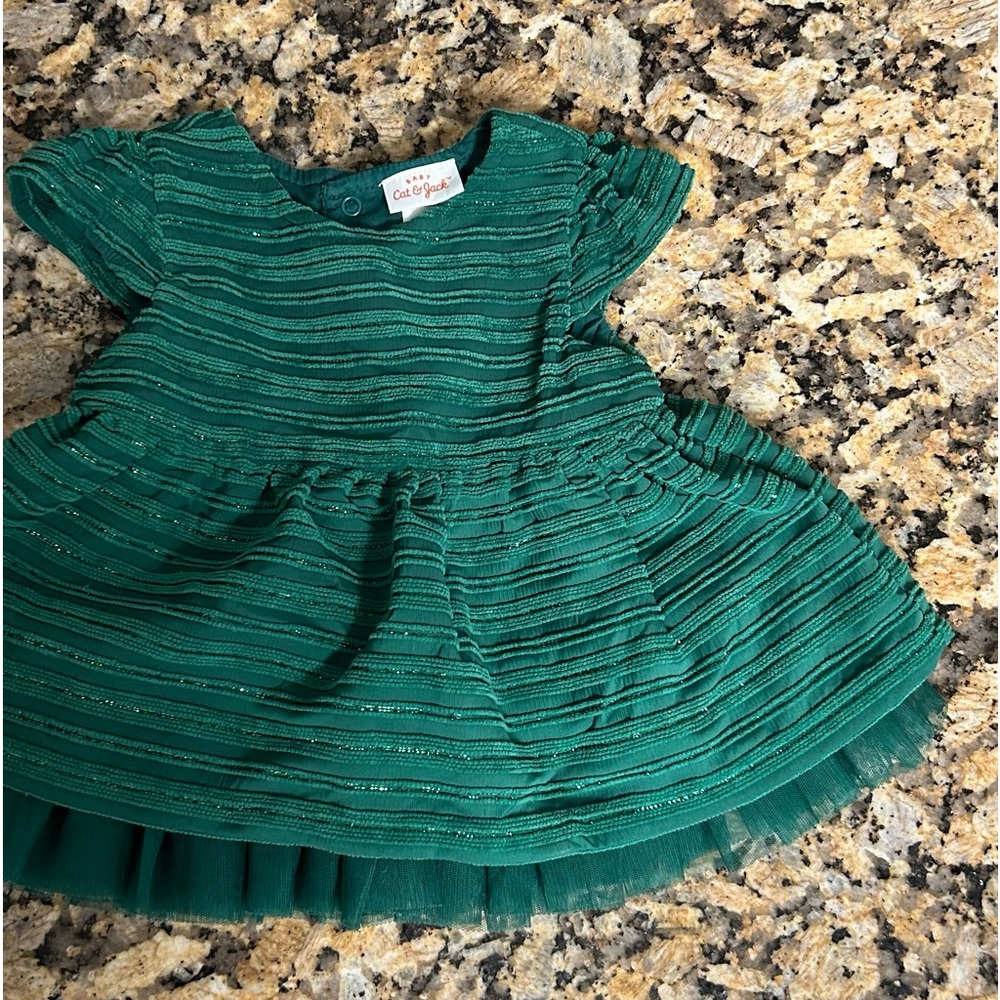 Cat & Jack Green Circle Puff Dress